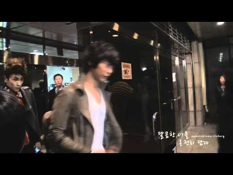 [fancam] 110303 SHINee Minho & Key leave after K. Founding Special Concert