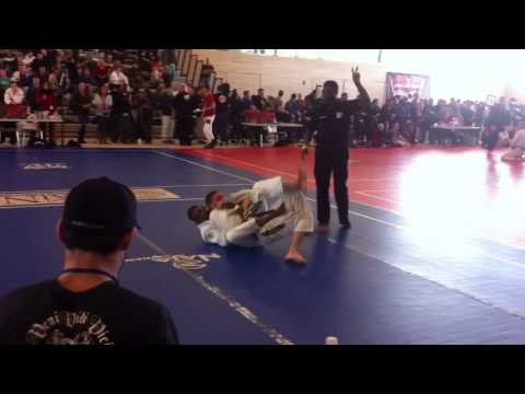 Arther Zuka (AOG) vs Adam Blackadder (Matador)