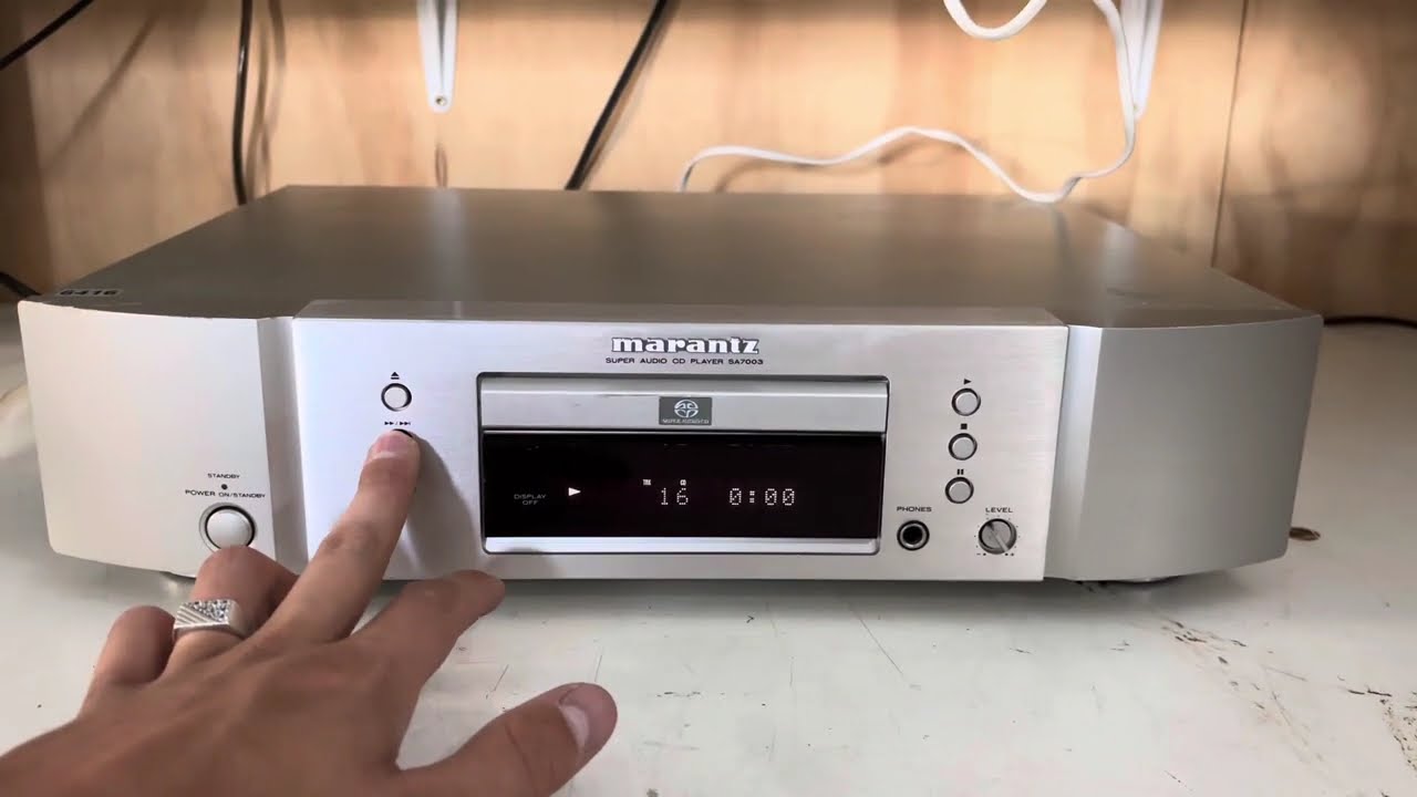 Marantz SA7003 SACD Player Silver