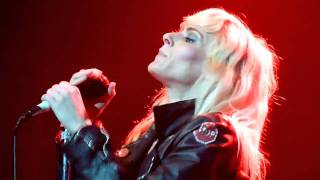 The Sounds - It&#39;s So Easy + Dance With The Devil (Argentina) [HQ]