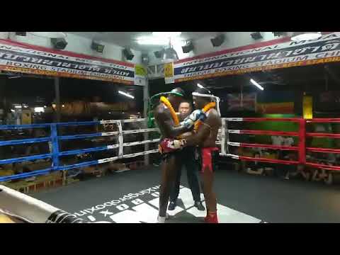 Championship Fight Nicolas Spirit of Siam vs Showtime Sithaharnaek   Muay Thai Chiangmai