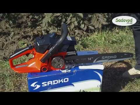 Видео Бензопила SADKO GCS-380 в работе