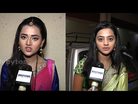 Helly Shah and Tejaswi aka Swara and Ragini wishes Varun Kapoor aka Sanskar of Swaragini..