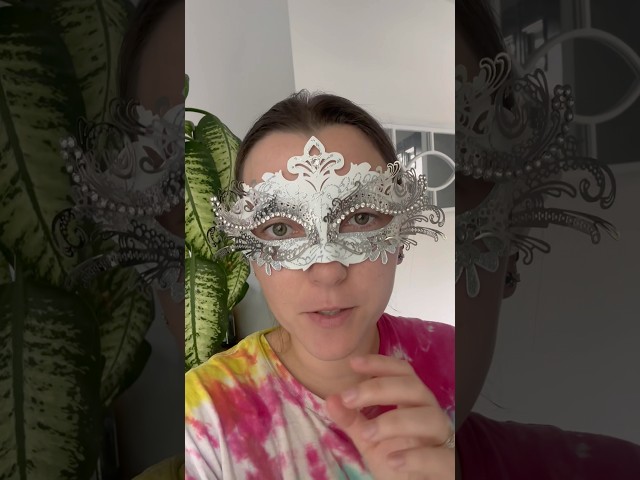 Vídeo relacionado con MYSEUNI Máscara roja de hombre 2024, estilo veneciano, para cosplay, fiestas de Halloween, martes gordo