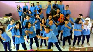 preview picture of video 'Goyang Caesar XII IPA 2 SMAN 1 Warunggunung =D'