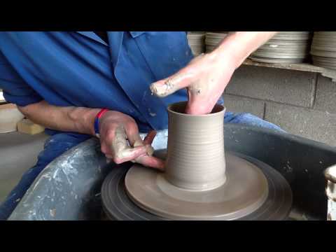 How to throw a straight mug on a pottery wheel