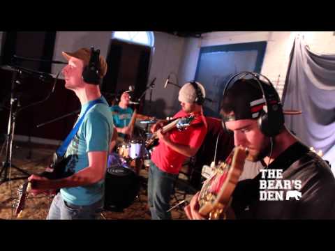 Live at The Bear's Den: Speed the Harvest - 