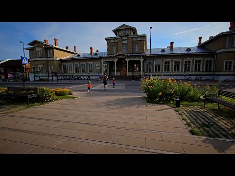 Caminhando na estação ferroviária de Tartu 4k city tour Tartu Estônia