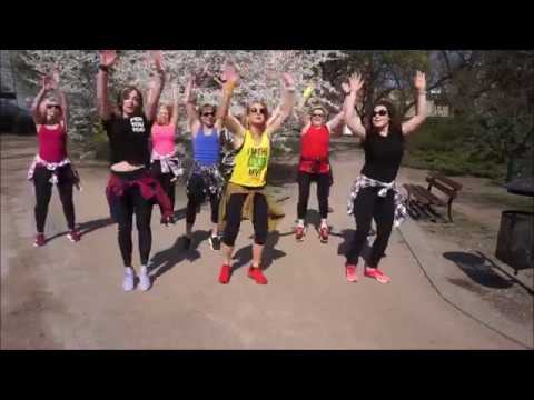 Zumba® with Agnes - Hey Dj - CNCO, Meghan Trainor , Sean Paul (Remix)