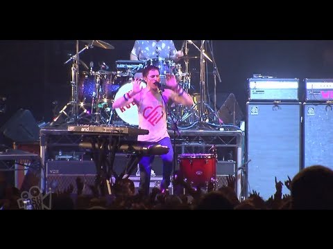 Walk The Moon - Tightrope (Live in Sydney) | Moshcam