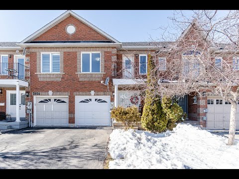 3916 Coachman Circle, Mississauga Home - Real Estate Properties