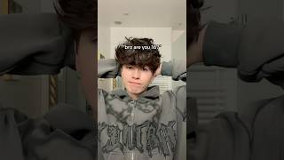 having a babyface😭