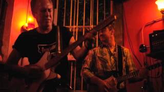 Eric Lindell- Lay Back Down (Circle Bar- Wed 5/2/12)