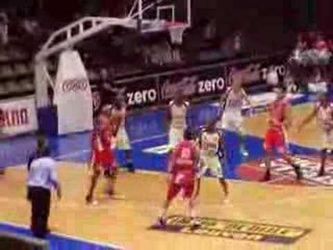 19 20-10-07 Leuven-BCO - Petrovic for threeeeeeeeeeeeeeeeeee