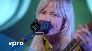 Amber Arcades - Simple song (live)