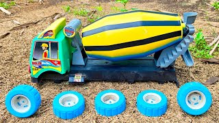 Searching for and assembling large cement mixer trucks, telolet buses, wobbly trucks, excavator b...
