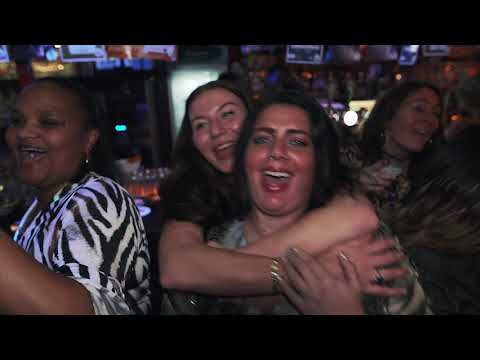 Pete d Moore "Zing met me mee " Officiële Videoclip