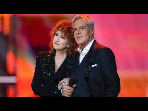 Claudio Baglioni ft. Fiorella Mannoia - Quanto ti voglio - Live a Uà - Uomo di varie età