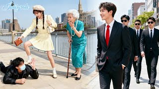 Une Fille Pauvre Sauve Le Portefeuille D’une Grand-mère, Mais Soudain PDG La Voit Et Tombe Amoureux!