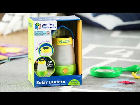 Відео огляд Дитячий переносний ліхтар на сонячній батареї Learning Resources