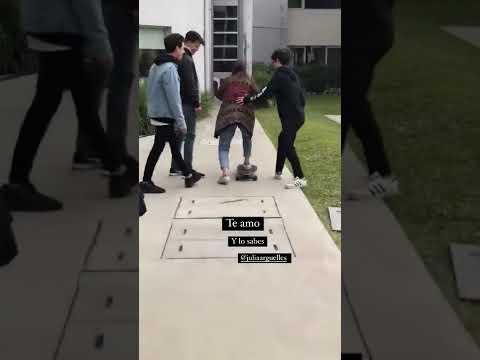 Julia Argüelles vía instagram stories de Daniela Trujillo #bia #biaunmundoalreves Guido Messina