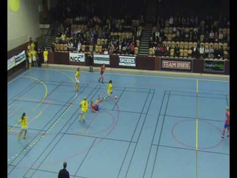 ÖIFC Kvartsfinal Dam Borens IK A - Kisa.wmv