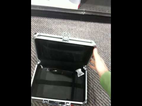 Looking for a great close-up magic case?