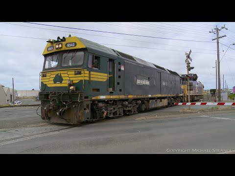 G543 & G522 Broad Gauge Light Engines (6/1/2021) - PoathTV Australian Trains & Railways
