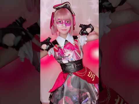 【衝撃】マリン船長のタペストリーがお洋服に大変身！？