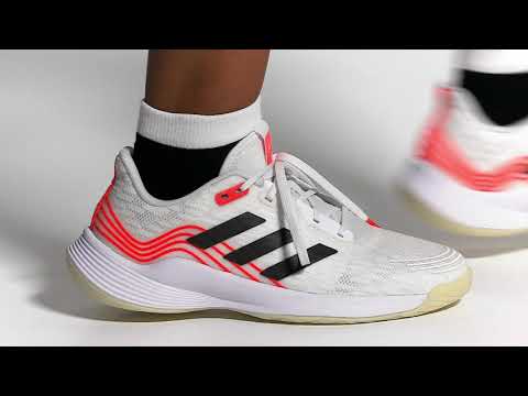 Chaussures volleyball adidas Novaflight femme blanche