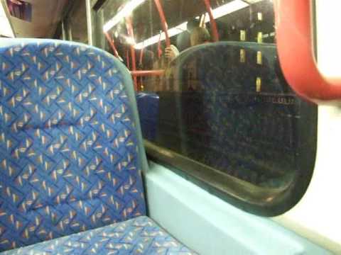 Volvo B7TL BX54 DJZ with kickdown - Travel London 9020