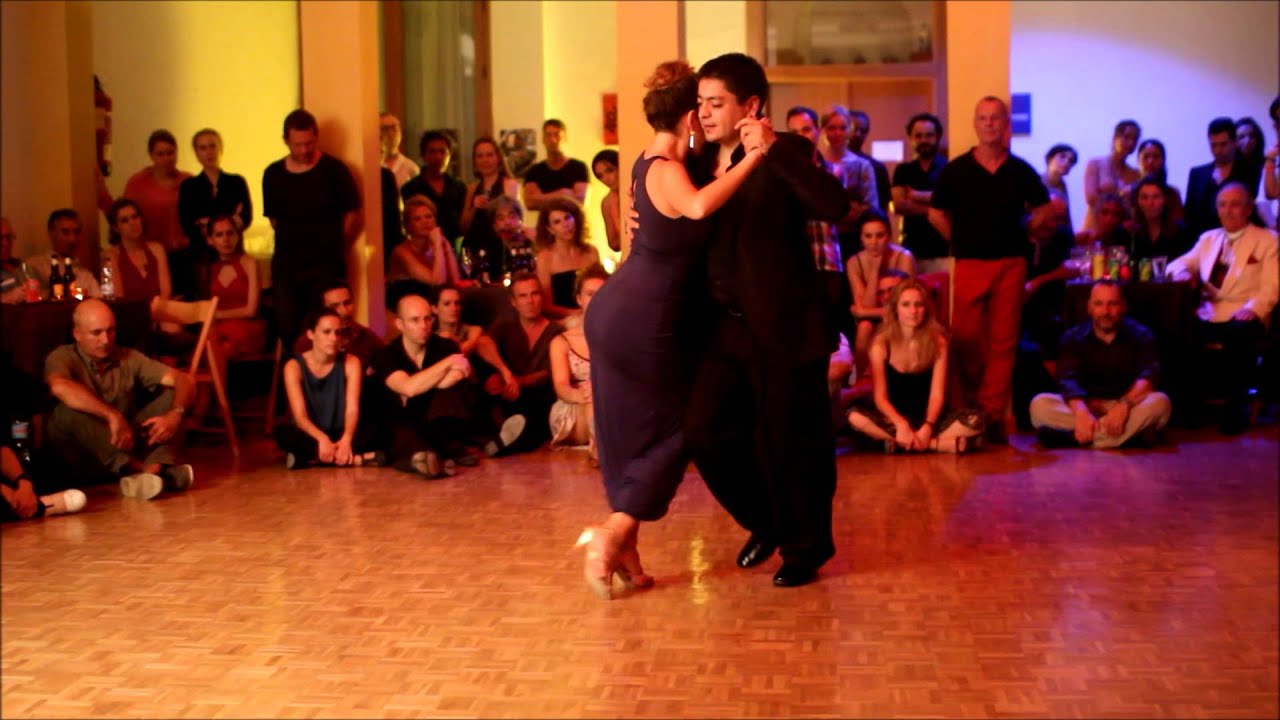 Noelia Hurtado y Carlitos Espinoza_1 : Aquelarre Tango de Barcelona 21 Oct 2014