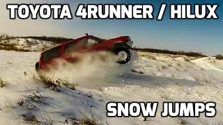 preview picture of video '1990 Toyota 4Runner / Hilux Hits Snow Jumps'