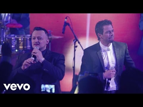 Aarón Y Su Grupo Ilusión - El Reloj Cucú ft. Mane De La Parra