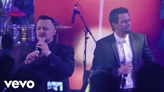 Aarón Y Su Grupo Ilusión - El Reloj Cucú ft. Mane De La Parra