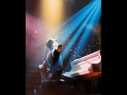 Elton John/Ray Cooper Live At Grosvenor House 11/11/1990 (Soundboard)