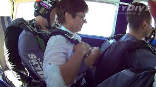 Lee Lewis's Tandem skydive!