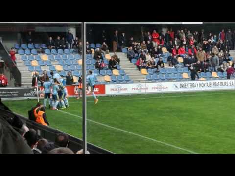 Gol de Borja Iglesias, el primero del Pontevedra 0-4 Celta B