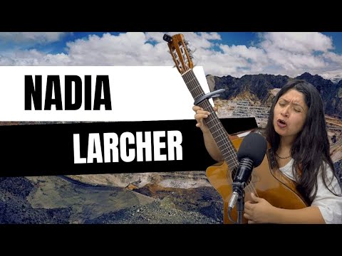 Nadia Larcher: Cantora con la voz profunda de su natal Andalgalá.