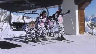 preview picture of video 'Les Vache Qui Ski'