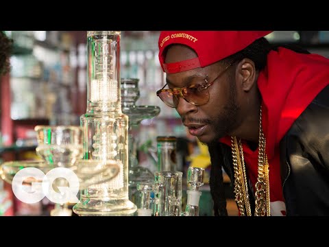 , title : '2 Chainz Smokes Out of a $10,000 Bong | Most Expensivest Sh*t | GQ'
