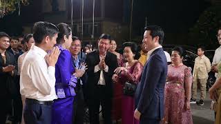 💖 Gorgeous Guest Joins Wedding with Elegant Style 👗