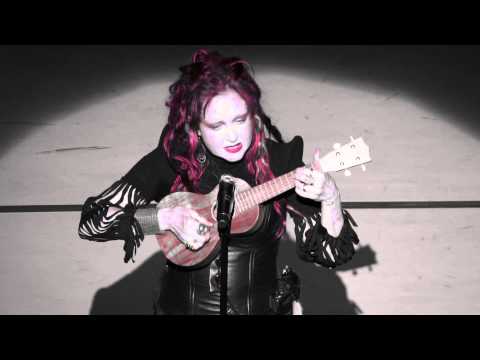cyndi lauper - "he's so unusual" live at the beacon theatre in new york city on july 10th, 2013