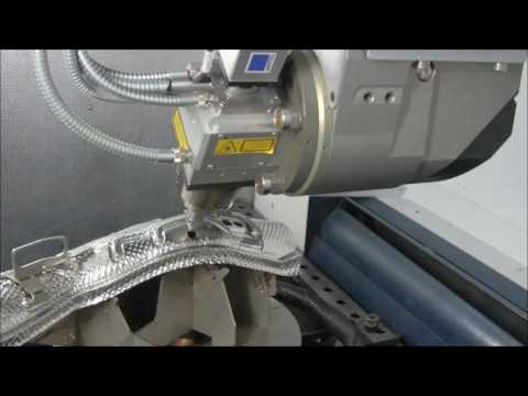 TRUMPF 3D-Laserbearbeitung: TruLaser Cell 3000 - 3D-Laserschneiden von Hitzeschutzblechen