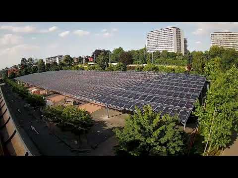 Waasland Shopping bouwt één van de grootste zonnepanelen carports