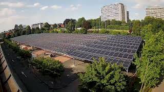 Waasland Shopping bouwt een van de grootste zonnepanelen carports