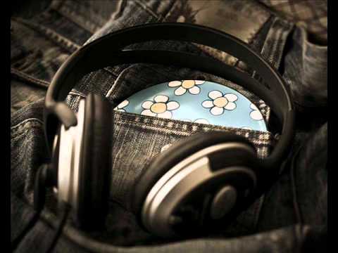 monoder-cold plain view