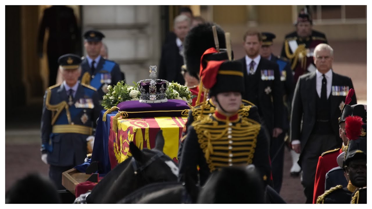 In full: Queen’s coffin procession through London as Royal Family march in homage