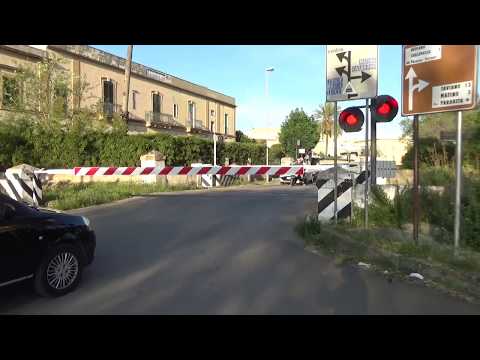Passaggio a Livello con barriere FSE di Via Provinciale Gallipoli - Parabita (LE)