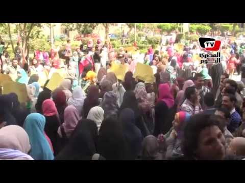 مسيرة لـ«طالبات ضد الانقلاب» تجوب جامعة القاهرة